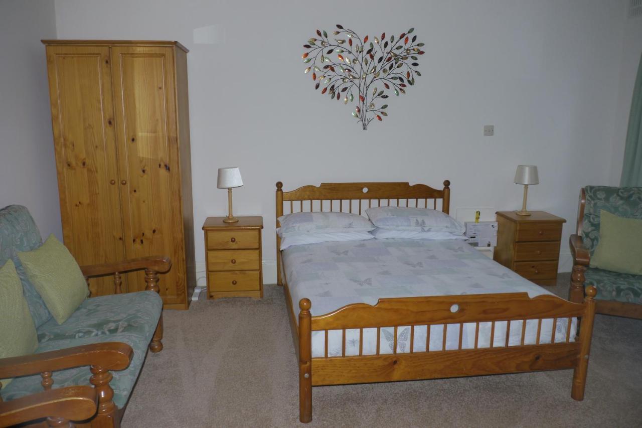 Broadshade Holiday Apartments Paignton Room photo