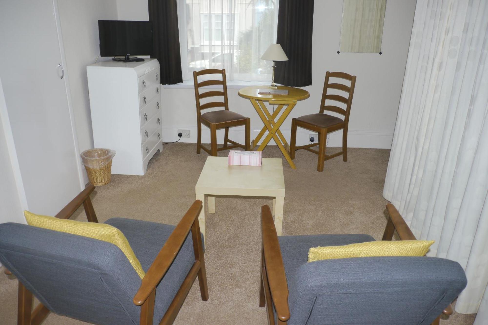 Broadshade Holiday Apartments Paignton Room photo